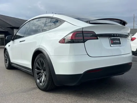 More photos of 2018 Tesla Model X 75D at AutoGiant USA Indianapolis, IN