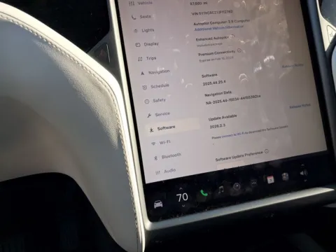 More photos of 2018 Tesla Model X 75D at AutoGiant USA Indianapolis, IN