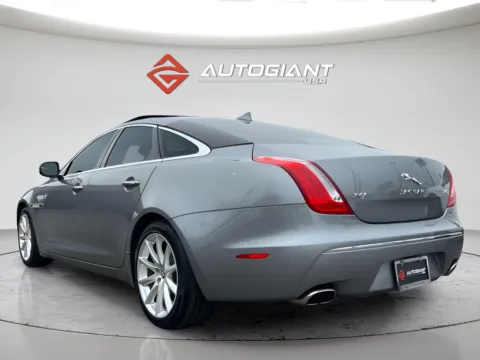 More photos of 2013 Jaguar XJ at AutoGiant USA Indianapolis, IN