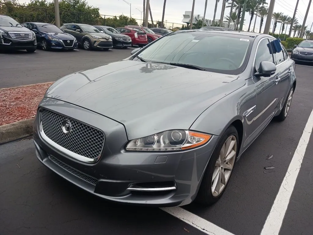 Green 2013 Jaguar XJ for sale in Indianapolis, IN