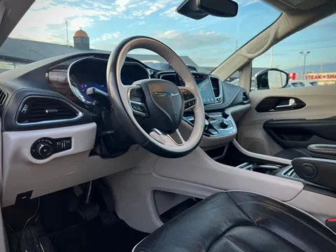 Photos of 2021 Chrysler Pacifica Hybrid Limited for sale in Indianapolis, IN at AutoGiant USA Indianapolis