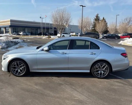 Photos of 2021 Mercedes-Benz E-Class E 350 for sale in Indianapolis, IN at AutoGiant USA Indianapolis