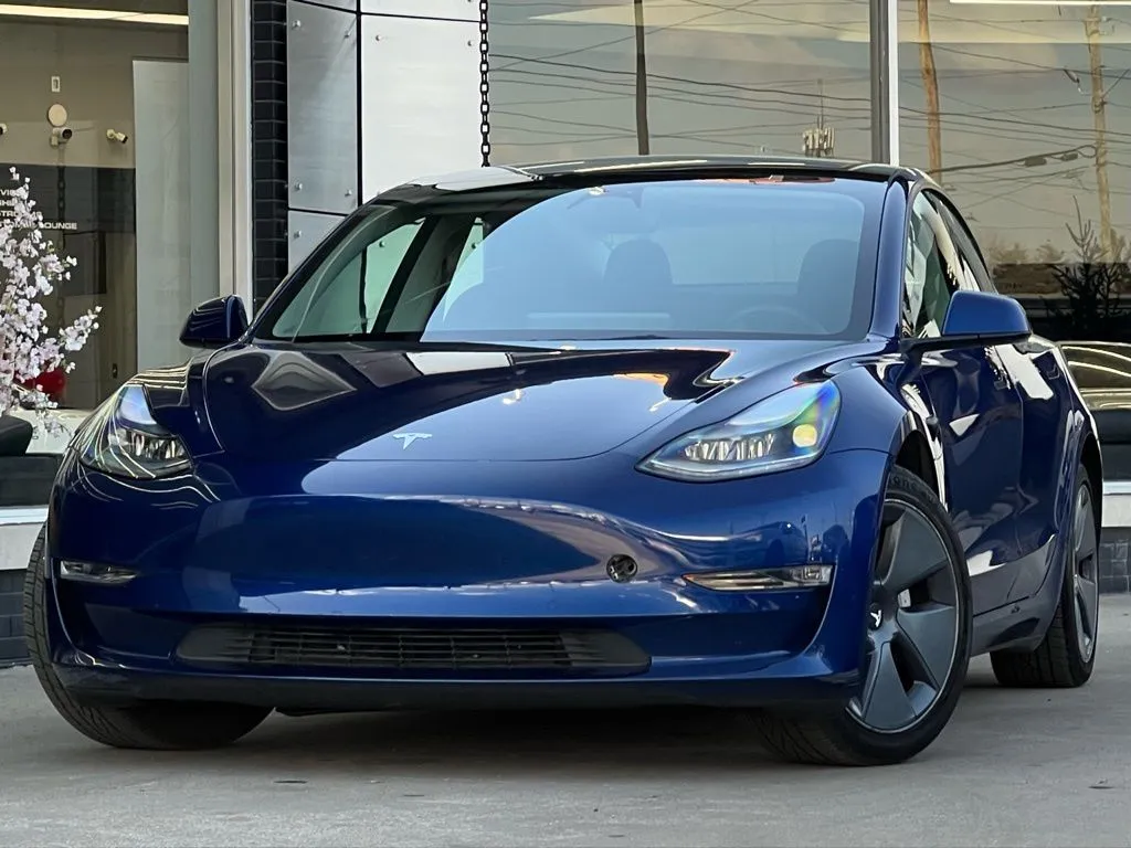 2022 Tesla Model 3 Base