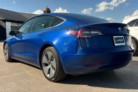More photos of 2022 Tesla Model 3 at AutoGiant USA Indianapolis, IN