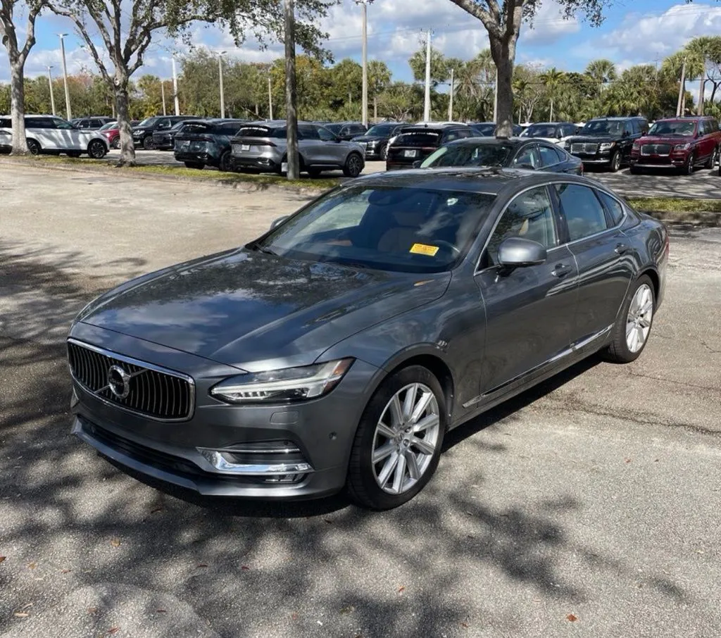 2017 Volvo S90 T5