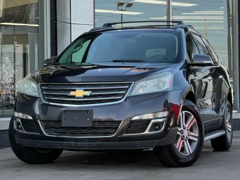 Gray 2015 Chevrolet Traverse 2LT for sale in Indianapolis, IN