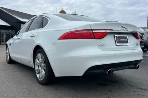 More photos of 2016 Jaguar XF 35t Premium at AutoGiant USA Indianapolis, IN
