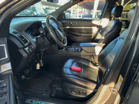 More photos of 2017 Ford Explorer Sport at AutoGiant USA Indianapolis, IN