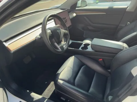 More photos of 2022 Tesla Model 3 Long Range at AutoGiant USA Indianapolis, IN