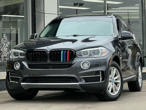 Gray 2015 BMW X5 xDrive35d for sale in Indianapolis, IN