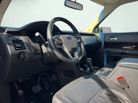 Photos of 2016 Ford Flex SEL for sale in Indianapolis, IN at AutoGiant USA Indianapolis