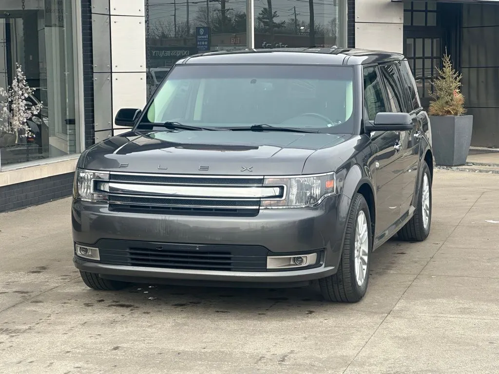 Gray 2016 Ford Flex SEL for sale in Indianapolis, IN