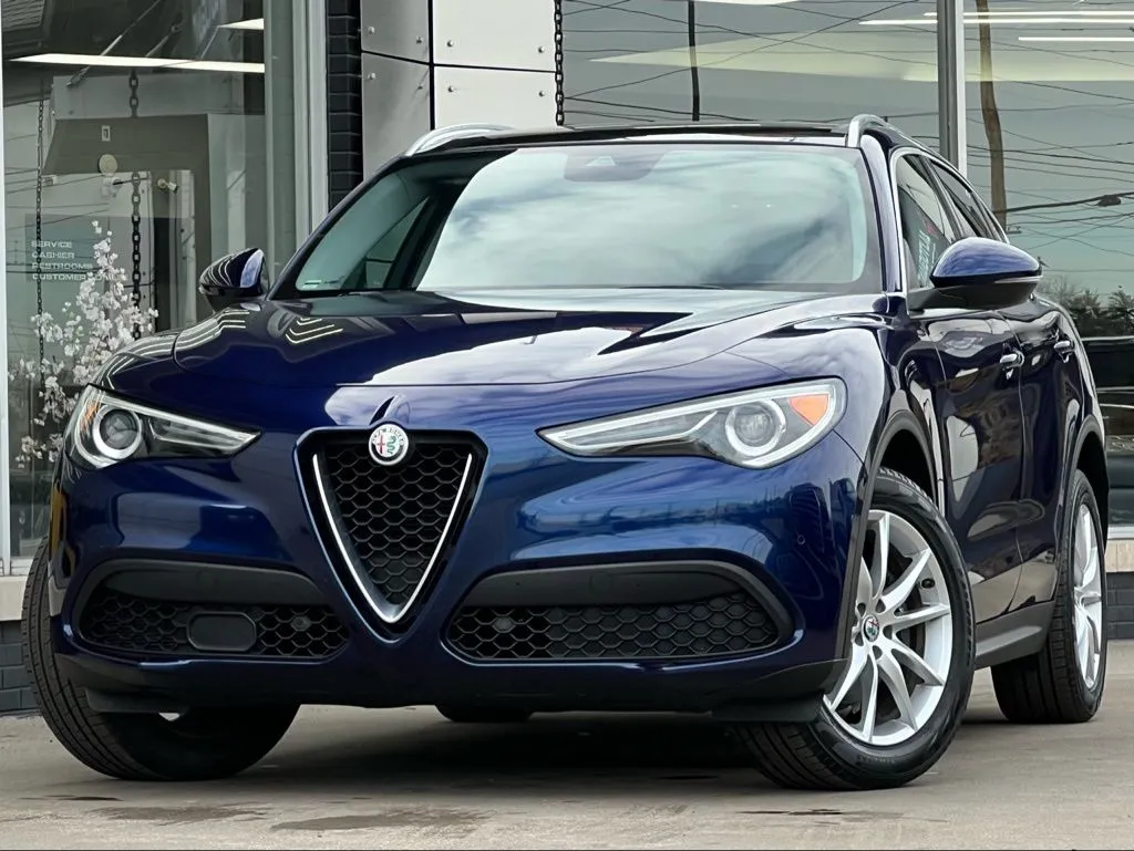 Blue 2018 Alfa Romeo Stelvio Ti for sale in Indianapolis, IN
