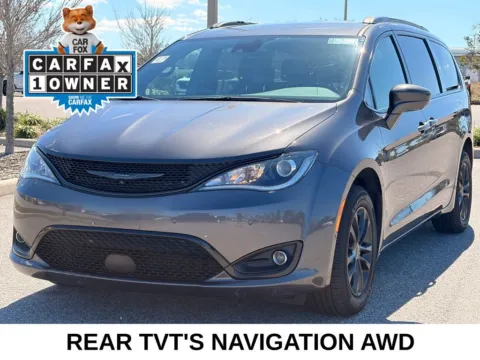 Gray 2020 Chrysler Pacifica Launch Edition for sale in Indianapolis, IN