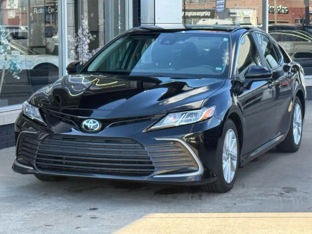 Black 2023 Toyota Camry LE for sale in Indianapolis, IN