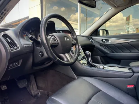 Photos of 2016 INFINITI Q50 2.0t Premium for sale in Indianapolis, IN at AutoGiant USA Indianapolis