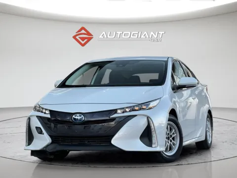 White 2021 Toyota Prius Prime LE for sale in Indianapolis, IN