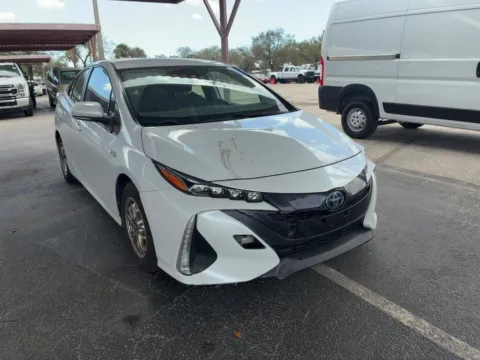 Photos of 2021 Toyota Prius Prime LE for sale in Indianapolis, IN at AutoGiant USA Indianapolis