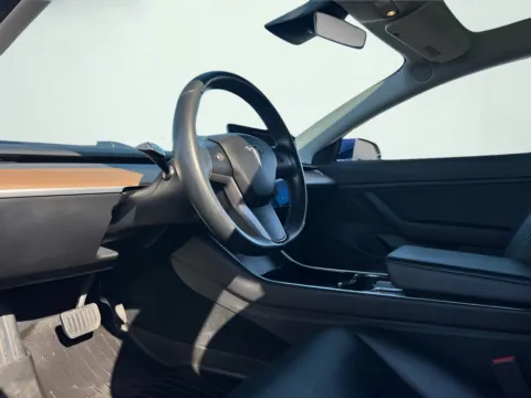 Photos of 2019 Tesla Model 3 Long Range for sale in Indianapolis, IN at AutoGiant USA Indianapolis