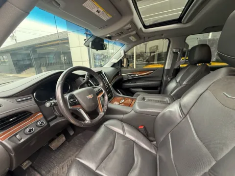 Photos of 2020 Cadillac Escalade Luxury for sale in Indianapolis, IN at AutoGiant USA Indianapolis