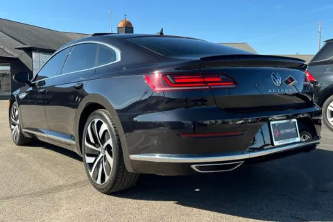 More photos of 2021 Volkswagen Arteon 2.0T SEL R-Line at AutoGiant USA Indianapolis, IN