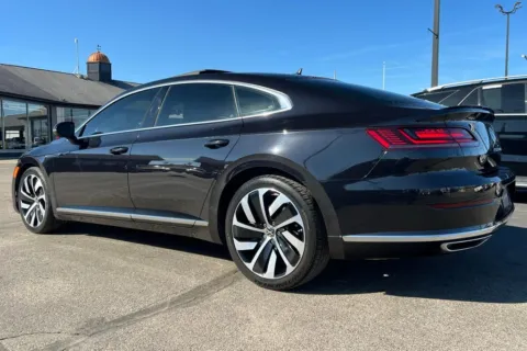More photos of 2021 Volkswagen Arteon 2.0T SEL R-Line at AutoGiant USA Indianapolis, IN