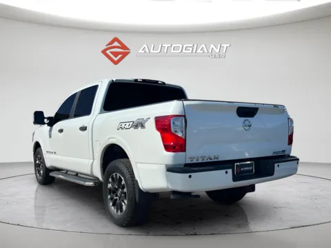 More photos of 2018 Nissan Titan PRO-4X at AutoGiant USA Indianapolis, IN