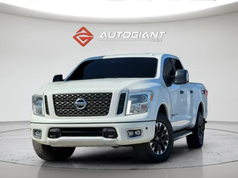 White 2018 Nissan Titan PRO-4X for sale in Indianapolis, IN