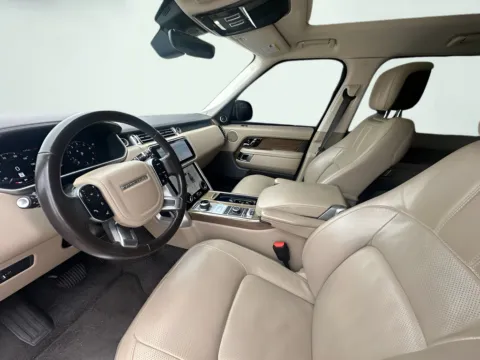 Photos of 2018 Land Rover Range Rover 3.0L V6 Supercharged HSE for sale in Indianapolis, IN at AutoGiant USA Indianapolis