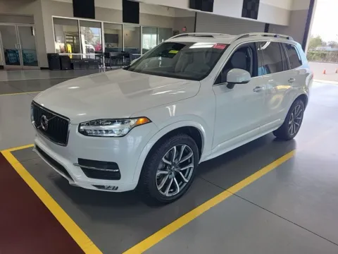 White 2019 Volvo XC90 T5 Momentum for sale in Indianapolis, IN