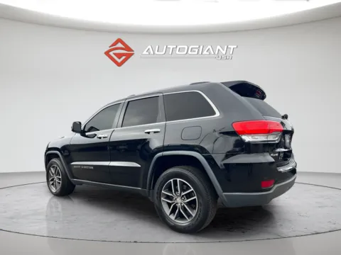 More photos of 2017 Jeep Grand Cherokee Limited at AutoGiant USA Indianapolis, IN