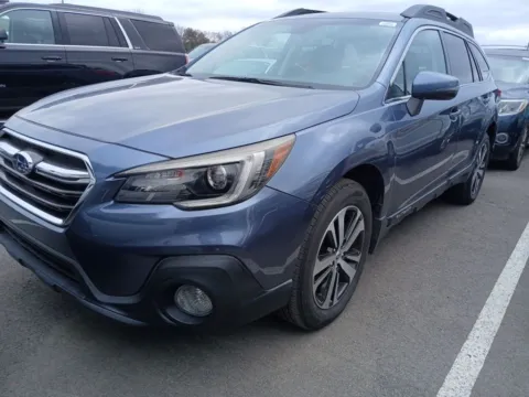 Blue 2018 Subaru Outback 3.6R for sale in Indianapolis, IN