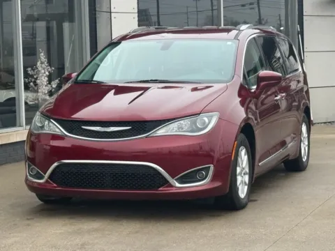 Red 2020 Chrysler Pacifica Touring L for sale in Indianapolis, IN