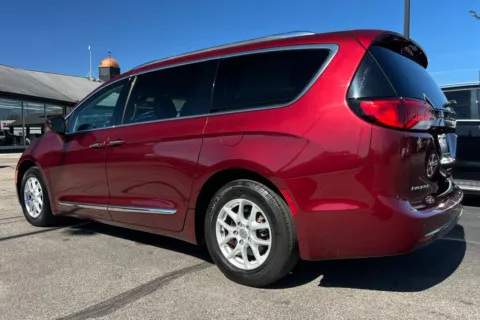 More photos of 2020 Chrysler Pacifica Touring L at AutoGiant USA Indianapolis, IN