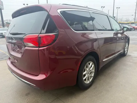More photos of 2020 Chrysler Pacifica Touring L at AutoGiant USA Indianapolis, IN