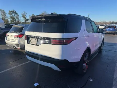 Another view of 2021 Land Rover Discovery HSE R-Dynamic for sale in Indianapolis, IN at AutoGiant USA Indianapolis