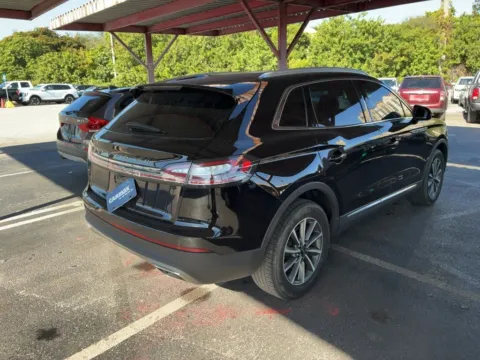 More photos of 2022 Lincoln Nautilus Standard at AutoGiant USA Indianapolis, IN