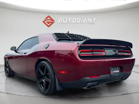 More photos of 2020 Dodge Challenger R/T Scat Pack at AutoGiant USA Indianapolis, IN