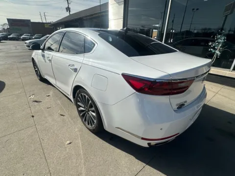 More photos of 2017 Kia Cadenza Technology at AutoGiant USA Indianapolis, IN