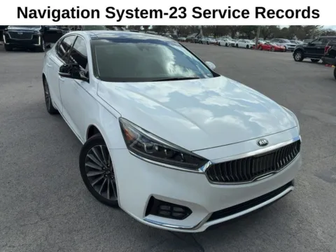 Photos of 2017 Kia Cadenza Technology for sale in Indianapolis, IN at AutoGiant USA Indianapolis
