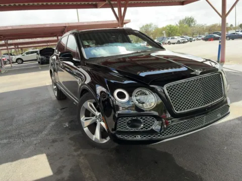 Photos of 2017 Bentley Bentayga W12 for sale in Indianapolis, IN at AutoGiant USA Indianapolis