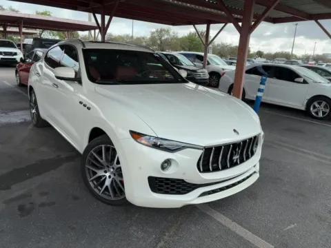 Photos of 2019 Maserati Levante S for sale in Indianapolis, IN at AutoGiant USA Indianapolis