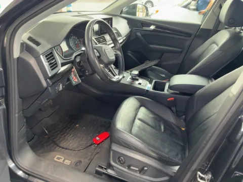 More photos of 2019 Audi Q5 2.0T Premium at AutoGiant USA Indianapolis, IN