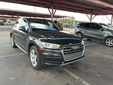 Photos of 2019 Audi Q5 2.0T Premium for sale in Indianapolis, IN at AutoGiant USA Indianapolis