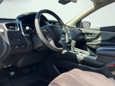 Photos of 2020 Nissan Murano S for sale in Indianapolis, IN at AutoGiant USA Indianapolis