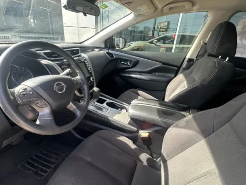 Photos of 2020 Nissan Murano S for sale in Indianapolis, IN at AutoGiant USA Indianapolis