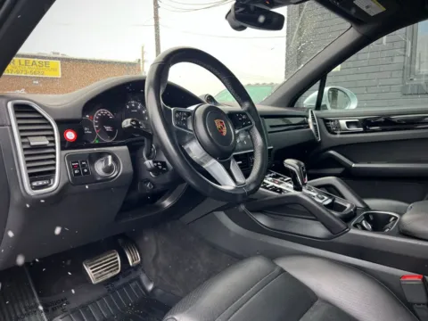 Photos of 2019 Porsche Cayenne S for sale in Indianapolis, IN at AutoGiant USA Indianapolis