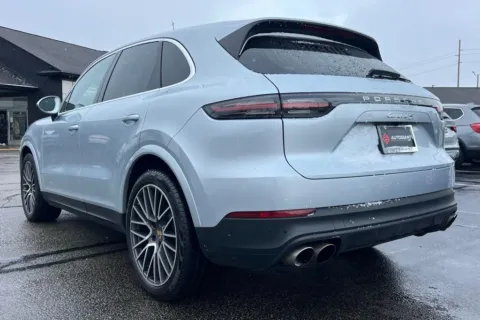 More photos of 2019 Porsche Cayenne S at AutoGiant USA Indianapolis, IN