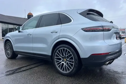 More photos of 2019 Porsche Cayenne S at AutoGiant USA Indianapolis, IN