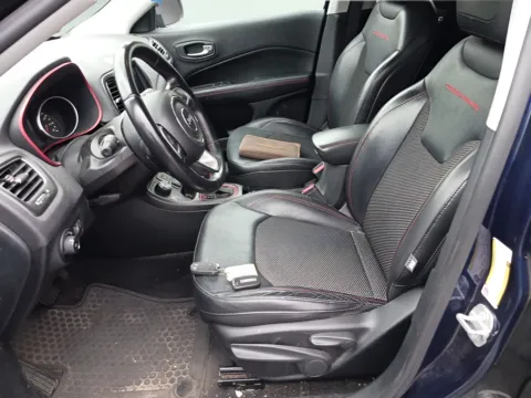 More photos of 2018 Jeep Compass Trailhawk at AutoGiant USA Indianapolis, IN